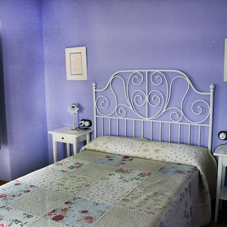 Escuelas De Fuentes 비야비시오사 외부 사진