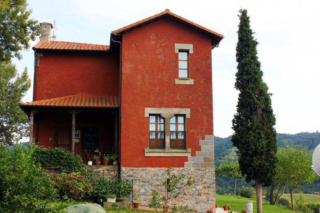 Escuelas De Fuentes 비야비시오사 외부 사진