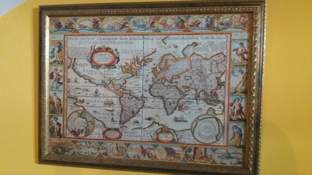 Escuelas De Fuentes 비야비시오사 외부 사진
